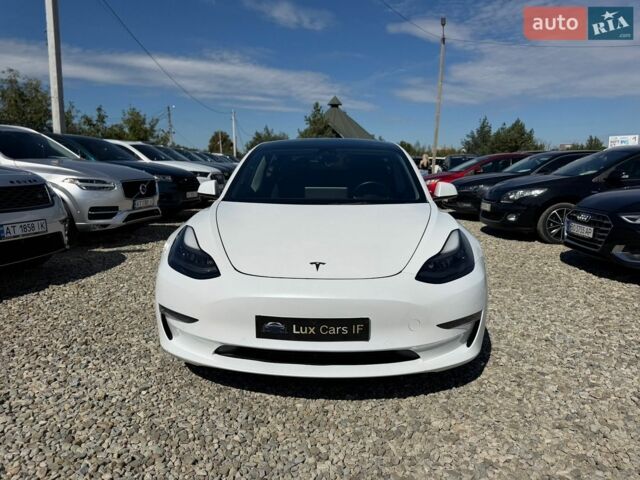 Белый Тесла Модель 3, объемом двигателя 0 л и пробегом 83 тыс. км за 21500 $, фото 5 на Automoto.ua