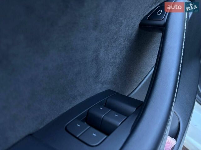 Білий Тесла Модель 3, об'ємом двигуна 0 л та пробігом 40 тис. км за 23990 $, фото 25 на Automoto.ua