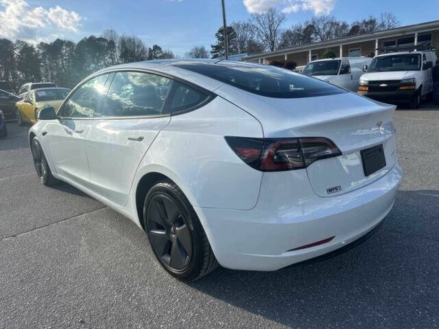 Білий Тесла Модель 3, об'ємом двигуна 0 л та пробігом 15 тис. км за 17600 $, фото 5 на Automoto.ua