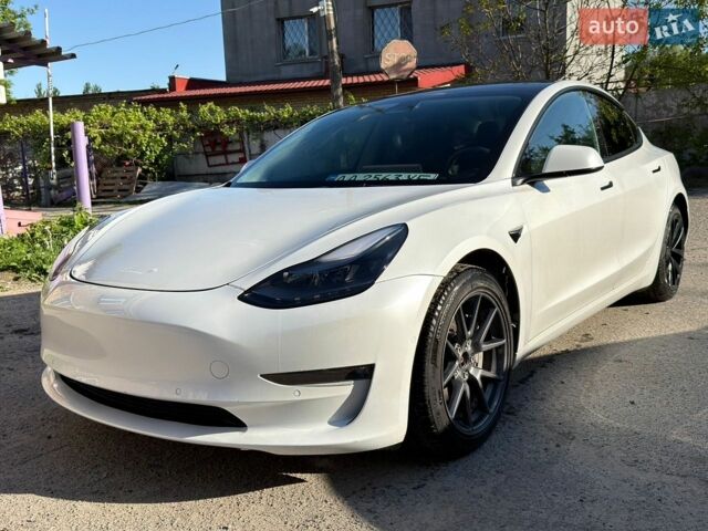 Білий Тесла Модель 3, об'ємом двигуна 0 л та пробігом 40 тис. км за 22900 $, фото 11 на Automoto.ua