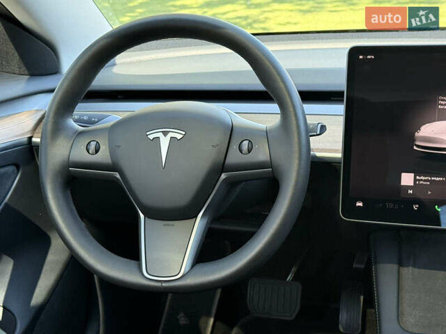 Белый Тесла Модель 3, объемом двигателя 0 л и пробегом 13 тыс. км за 22900 $, фото 24 на Automoto.ua