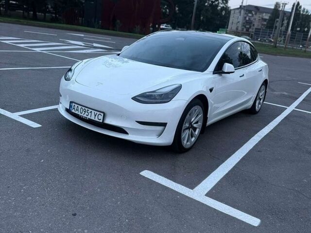 Білий Тесла Модель 3, об'ємом двигуна 0 л та пробігом 88 тис. км за 19700 $, фото 2 на Automoto.ua