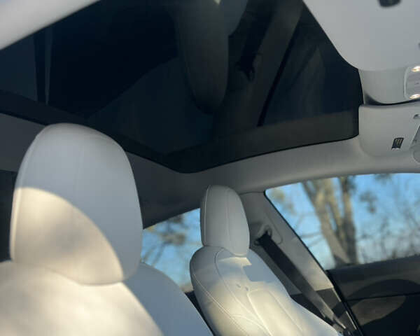 Білий Тесла Модель 3, об'ємом двигуна 0 л та пробігом 38 тис. км за 20999 $, фото 49 на Automoto.ua