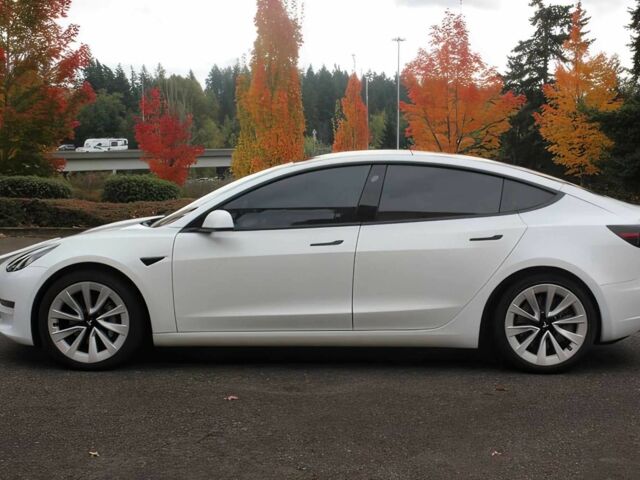 Белый Тесла Модель 3, объемом двигателя 0 л и пробегом 29 тыс. км за 9100 $, фото 3 на Automoto.ua