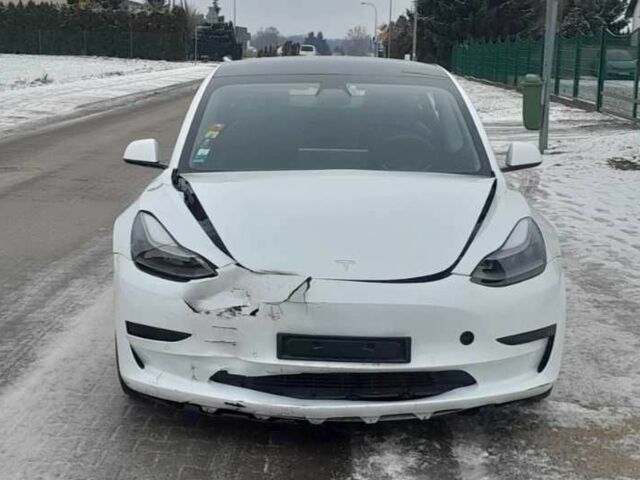 Белый Тесла Модель 3, объемом двигателя 0 л и пробегом 35 тыс. км за 11500 $, фото 7 на Automoto.ua