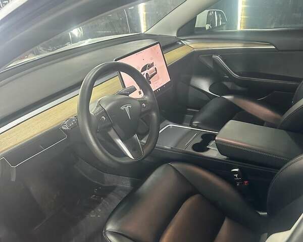Белый Тесла Модель 3, объемом двигателя 0 л и пробегом 125 тыс. км за 22000 $, фото 8 на Automoto.ua