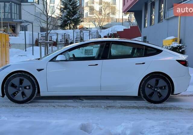 Білий Тесла Модель 3, об'ємом двигуна 0 л та пробігом 34 тис. км за 22900 $, фото 3 на Automoto.ua