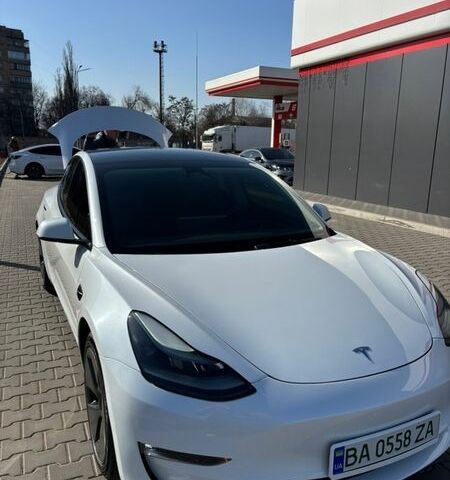 Білий Тесла Модель 3, об'ємом двигуна 0 л та пробігом 88 тис. км за 22500 $, фото 7 на Automoto.ua