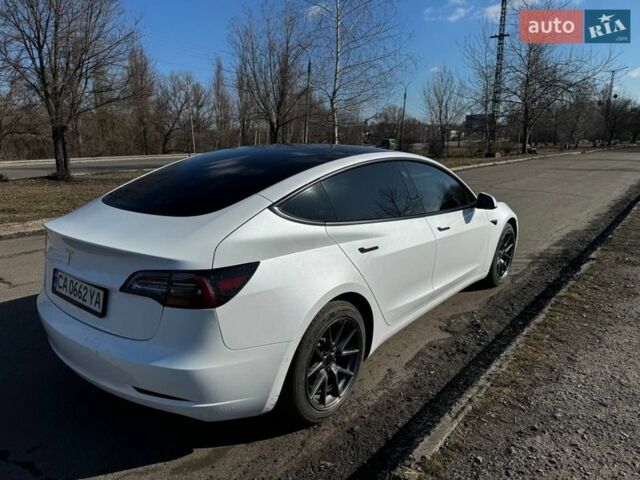 Белый Тесла Модель 3, объемом двигателя 0 л и пробегом 57 тыс. км за 19900 $, фото 3 на Automoto.ua