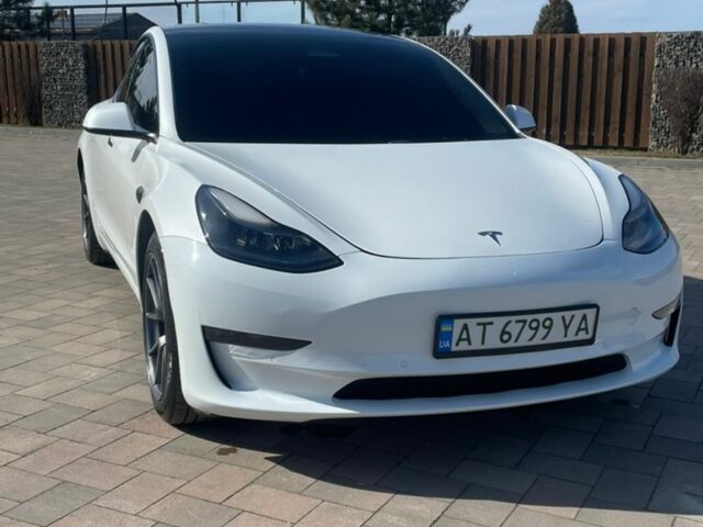 Белый Тесла Модель 3, объемом двигателя 0 л и пробегом 142 тыс. км за 18800 $, фото 2 на Automoto.ua