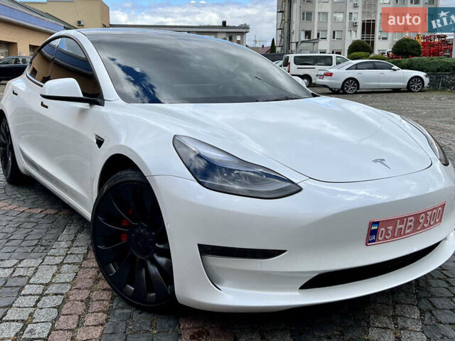 Тесла Модель 3 2022 у Луцьку на Automoto.ua Білий Тесла Модель 3, об'ємом двигуна 0 л та пробігом 2 тис. км за 22800 $, фото 3 на Automoto.ua