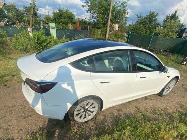 Білий Тесла Модель 3, об'ємом двигуна 0 л та пробігом 37 тис. км за 26900 $, фото 6 на Automoto.ua