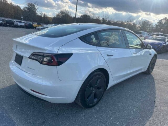 Білий Тесла Модель 3, об'ємом двигуна 0 л та пробігом 15 тис. км за 17600 $, фото 7 на Automoto.ua