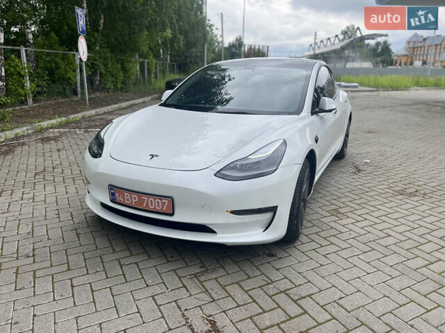 Білий Тесла Модель 3, об'ємом двигуна 0 л та пробігом 76 тис. км за 20500 $, фото 10 на Automoto.ua
