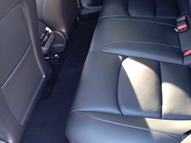 Белый Тесла Модель 3, объемом двигателя 0 л и пробегом 56 тыс. км за 24500 $, фото 12 на Automoto.ua