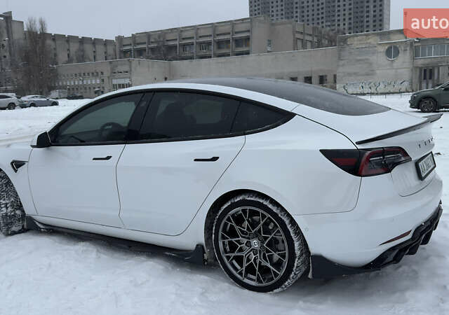 Білий Тесла Модель 3, об'ємом двигуна 0 л та пробігом 74 тис. км за 21800 $, фото 6 на Automoto.ua