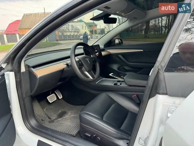 Білий Тесла Модель 3, об'ємом двигуна 0 л та пробігом 13 тис. км за 19999 $, фото 28 на Automoto.ua