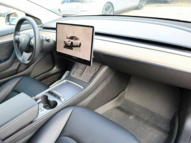 Білий Тесла Модель 3, об'ємом двигуна 0 л та пробігом 18 тис. км за 8900 $, фото 8 на Automoto.ua