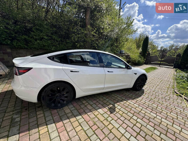 Білий Тесла Модель 3, об'ємом двигуна 0 л та пробігом 80 тис. км за 23500 $, фото 7 на Automoto.ua