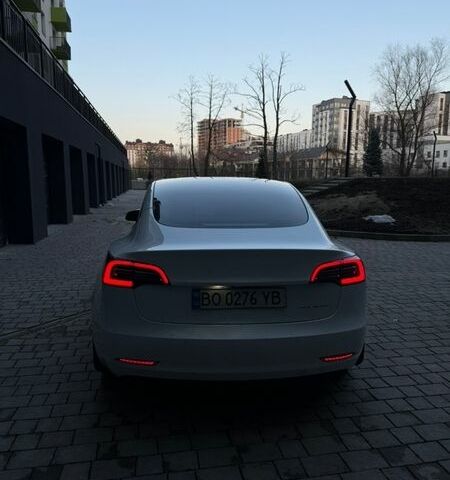 Білий Тесла Модель 3, об'ємом двигуна 0 л та пробігом 149 тис. км за 17200 $, фото 8 на Automoto.ua