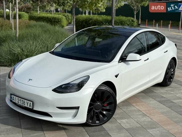 Белый Тесла Модель 3, объемом двигателя 0 л и пробегом 65 тыс. км за 29999 $, фото 3 на Automoto.ua