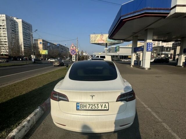Білий Тесла Модель 3, об'ємом двигуна 0 л та пробігом 3 тис. км за 20000 $, фото 2 на Automoto.ua