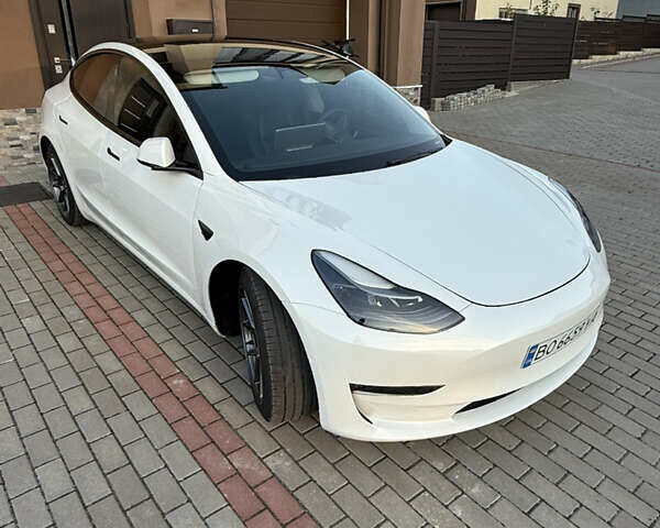 Білий Тесла Модель 3, об'ємом двигуна 0 л та пробігом 42 тис. км за 21900 $, фото 9 на Automoto.ua