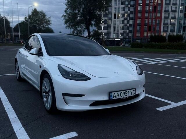 Білий Тесла Модель 3, об'ємом двигуна 0 л та пробігом 88 тис. км за 19700 $, фото 1 на Automoto.ua