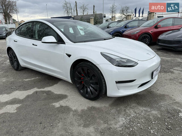 Белый Тесла Модель 3, объемом двигателя 0 л и пробегом 8 тыс. км за 28500 $, фото 5 на Automoto.ua