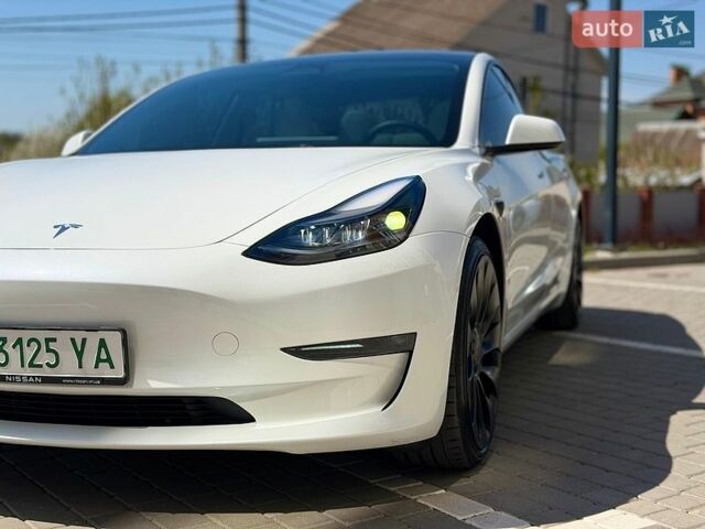 Белый Тесла Модель 3, объемом двигателя 0 л и пробегом 19 тыс. км за 23990 $, фото 14 на Automoto.ua