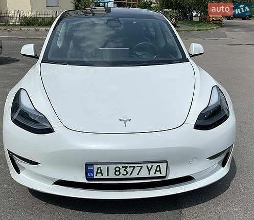 Белый Тесла Модель 3, объемом двигателя 0 л и пробегом 40 тыс. км за 15700 $, фото 2 на Automoto.ua