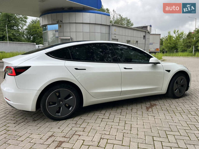 Білий Тесла Модель 3, об'ємом двигуна 0 л та пробігом 76 тис. км за 20500 $, фото 11 на Automoto.ua