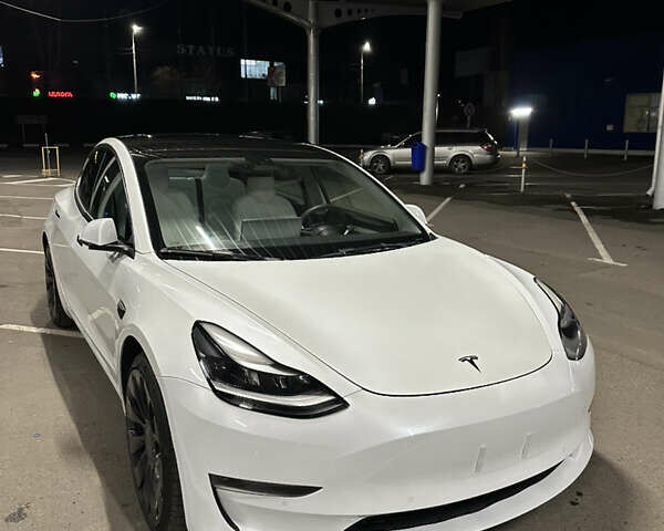 Білий Тесла Модель 3, об'ємом двигуна 0 л та пробігом 8 тис. км за 26500 $, фото 8 на Automoto.ua