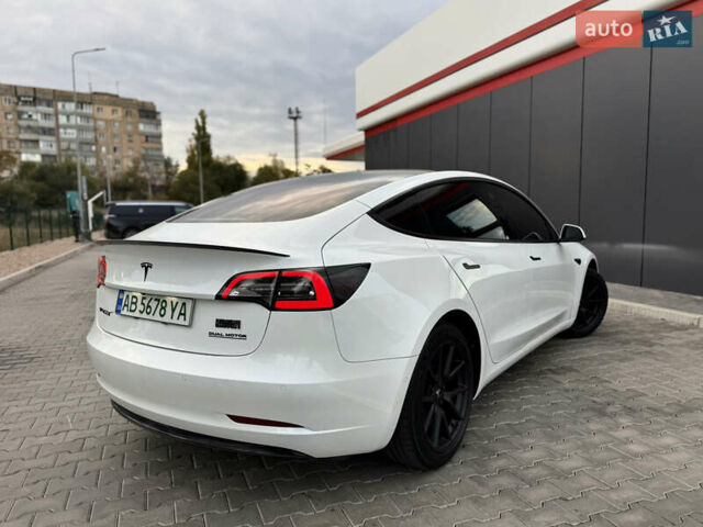 Белый Тесла Модель 3, объемом двигателя 0 л и пробегом 70 тыс. км за 21800 $, фото 18 на Automoto.ua