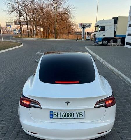 Белый Тесла Модель 3, объемом двигателя 0 л и пробегом 80 тыс. км за 18500 $, фото 9 на Automoto.ua