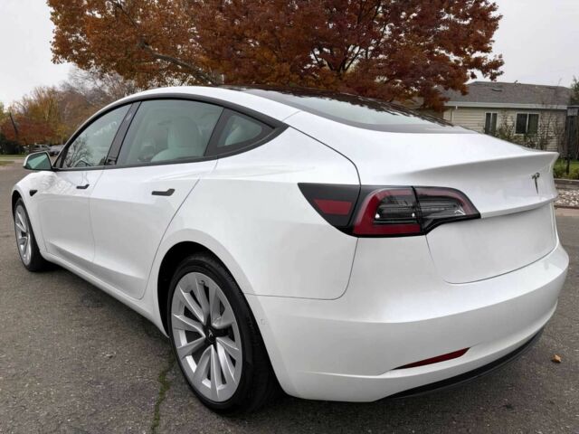 Білий Тесла Модель 3, об'ємом двигуна 0 л та пробігом 12 тис. км за 9000 $, фото 4 на Automoto.ua