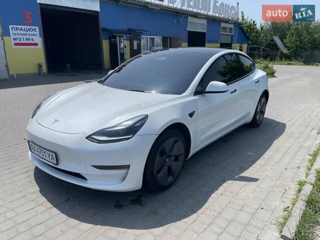 Білий Тесла Модель 3, об'ємом двигуна 0 л та пробігом 44 тис. км за 20500 $, фото 9 на Automoto.ua