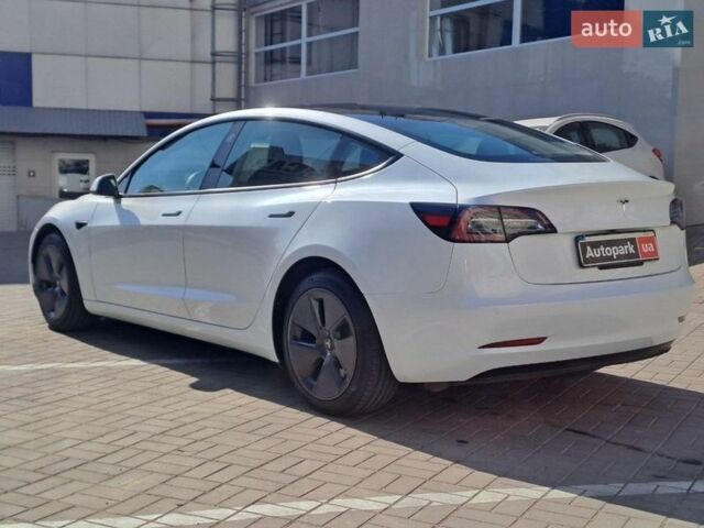 Білий Тесла Модель 3, об'ємом двигуна 0 л та пробігом 36 тис. км за 19990 $, фото 7 на Automoto.ua