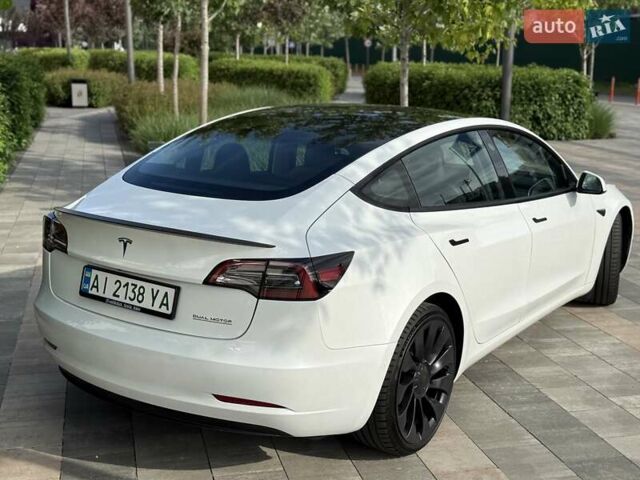 Білий Тесла Модель 3, об'ємом двигуна 0 л та пробігом 65 тис. км за 34500 $, фото 7 на Automoto.ua