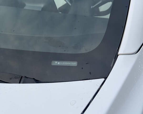 Белый Тесла Модель 3, объемом двигателя 0 л и пробегом 15 тыс. км за 22900 $, фото 3 на Automoto.ua