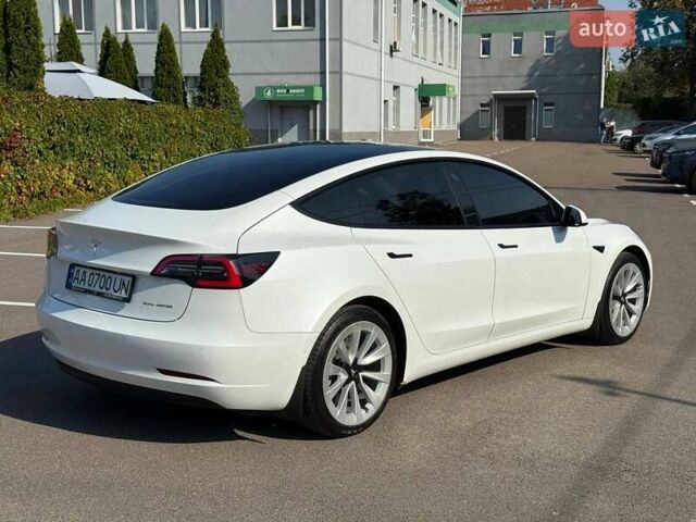 Білий Тесла Модель 3, об'ємом двигуна 0 л та пробігом 117 тис. км за 21300 $, фото 3 на Automoto.ua