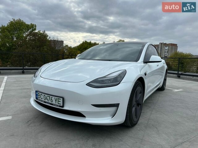 Белый Тесла Модель 3, объемом двигателя 0 л и пробегом 91 тыс. км за 18800 $, фото 2 на Automoto.ua