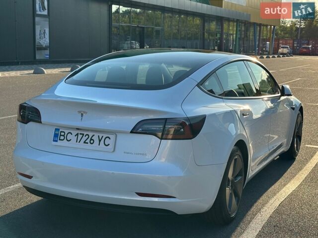 Белый Тесла Модель 3, объемом двигателя 0 л и пробегом 85 тыс. км за 20300 $, фото 4 на Automoto.ua