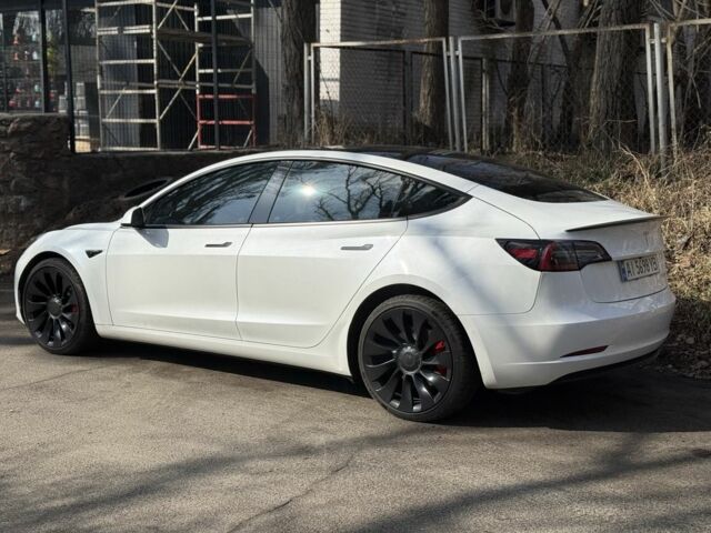 Білий Тесла Модель 3, об'ємом двигуна 0 л та пробігом 72 тис. км за 23499 $, фото 3 на Automoto.ua