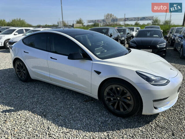 Белый Тесла Модель 3, объемом двигателя 0 л и пробегом 94 тыс. км за 22000 $, фото 12 на Automoto.ua