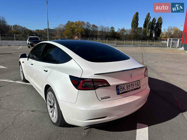 Белый Тесла Модель 3, объемом двигателя 0 л и пробегом 68 тыс. км за 22500 $, фото 1 на Automoto.ua