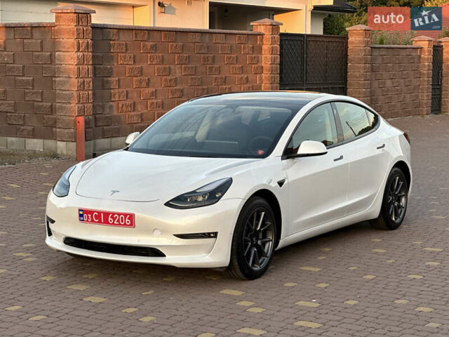 Белый Тесла Модель 3, объемом двигателя 0 л и пробегом 1 тыс. км за 37999 $, фото 14 на Automoto.ua