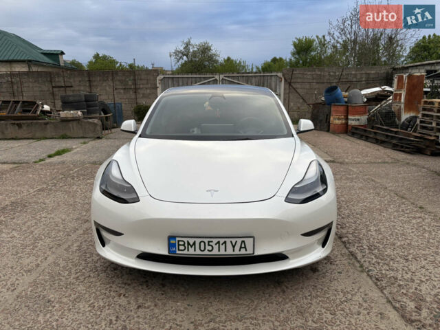 Белый Тесла Модель 3, объемом двигателя 0 л и пробегом 33 тыс. км за 27000 $, фото 2 на Automoto.ua
