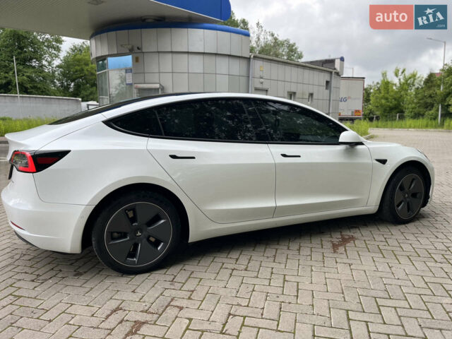 Білий Тесла Модель 3, об'ємом двигуна 0 л та пробігом 76 тис. км за 20500 $, фото 11 на Automoto.ua