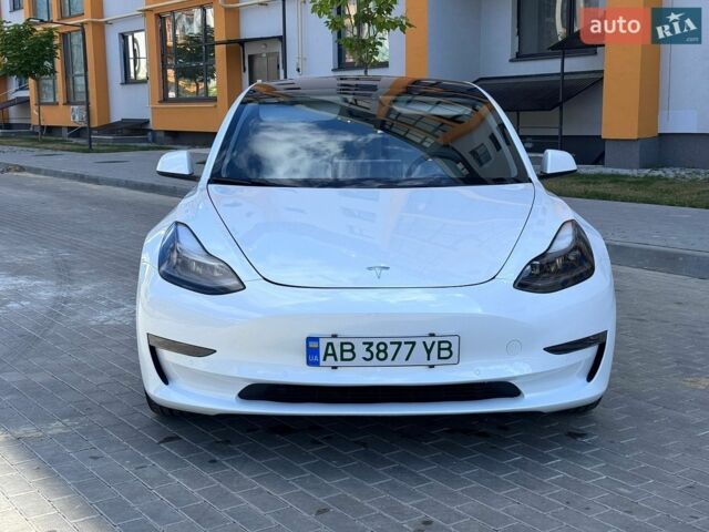 Белый Тесла Модель 3, объемом двигателя 0 л и пробегом 72 тыс. км за 20999 $, фото 1 на Automoto.ua